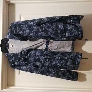 Light zip jacket with big pockets, navy and gray floral